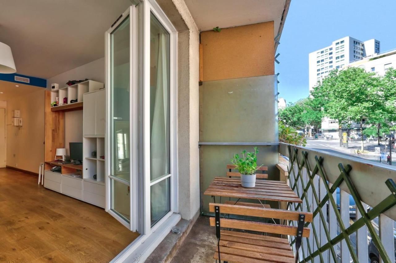 Nice And Bright Studio In The 10Th Paris Exterior foto